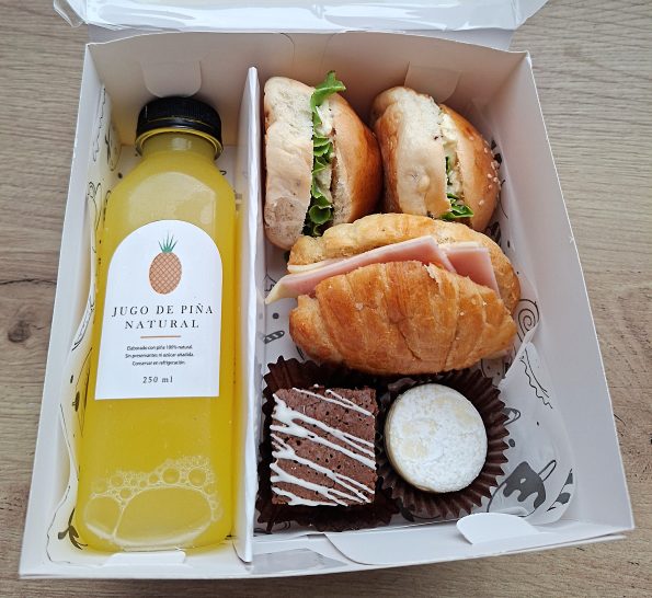 Box lunch empresarial entregado a cliente corporativo en Lima — Delicias Alí